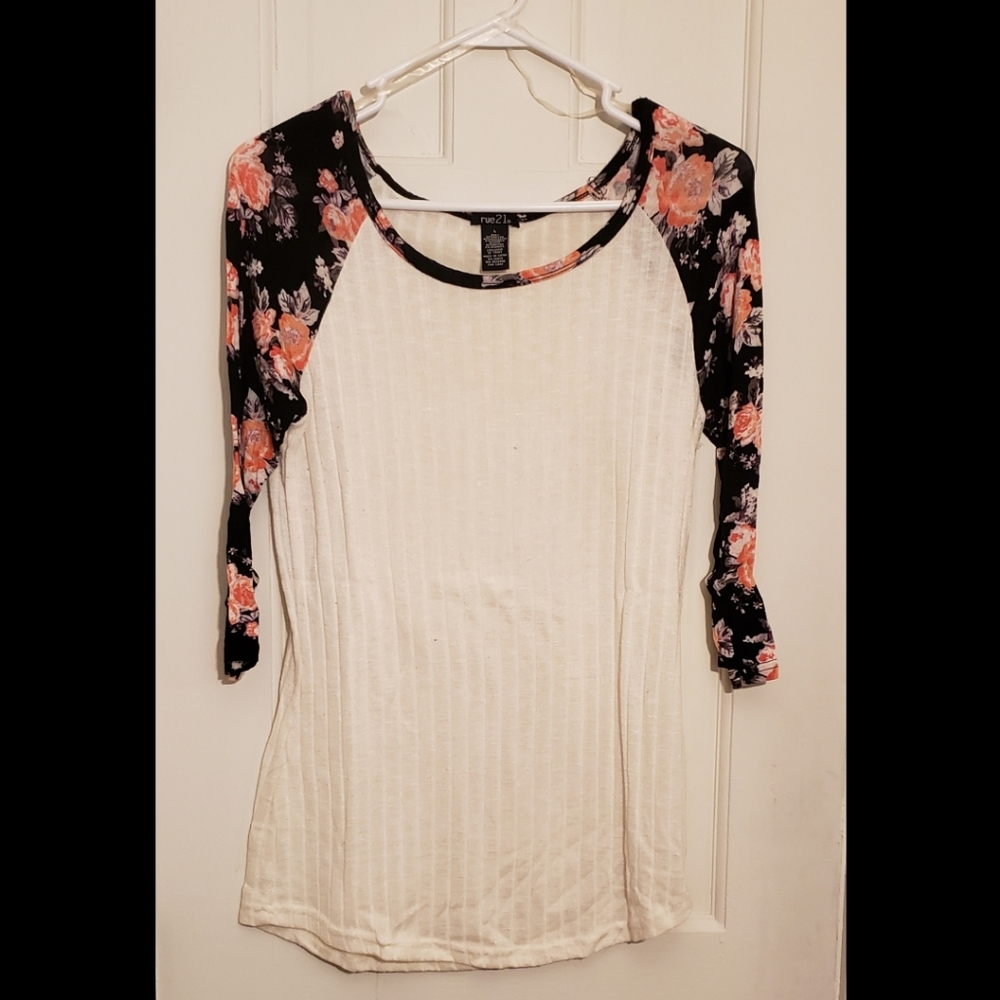 Large Rue 21 floral sleeve colorblock top